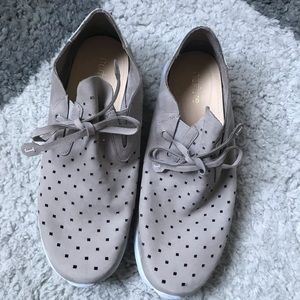 Jaquee Perf Sneakers